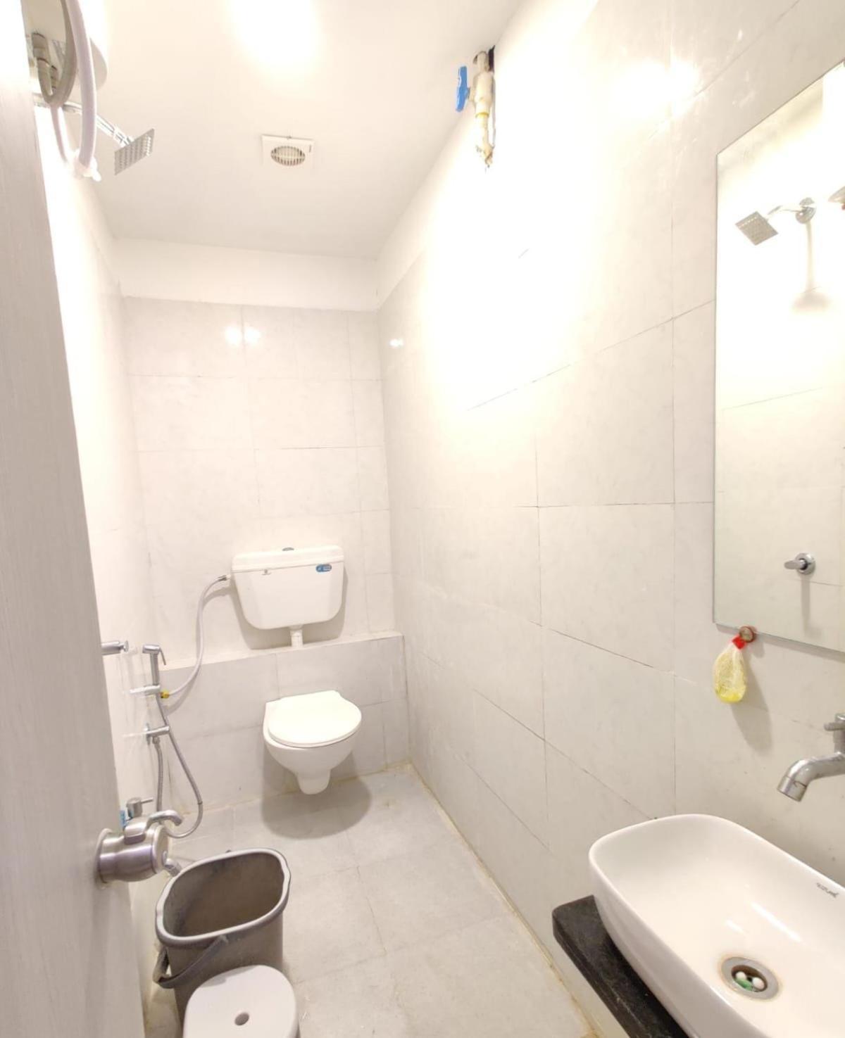 Hotel Selfie Inn Ahmadábád Kültér fotó